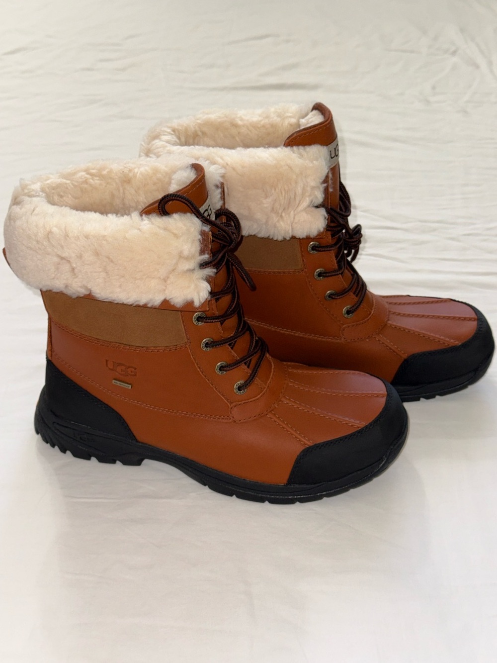 NWOB! UGG® Men’s Butte Waterproof Boots- Worchester, Size 9.5